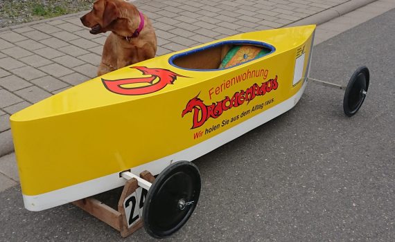 Seifenkiste der Ferienwohnung Drachenhaus im Odenwald.